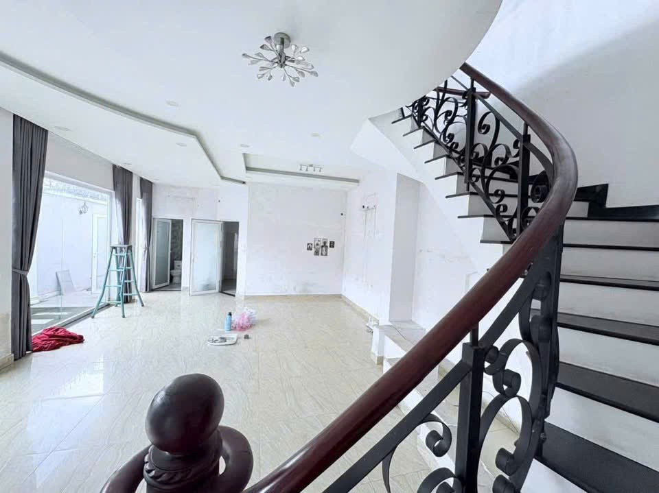 Cho thuê Nhà mặt tiền Phường Phước Long B, Quận 9, Diện tích 100m², Giá 25 Triệu/tháng 3