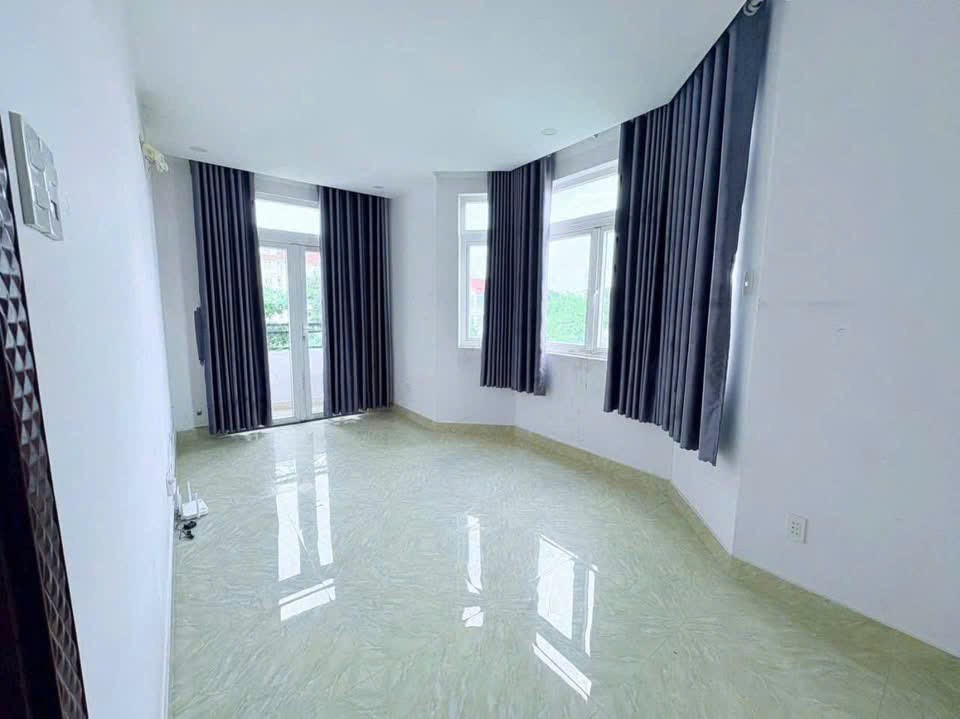 Cho thuê Nhà mặt tiền Phường Phước Long B, Quận 9, Diện tích 100m², Giá 25 Triệu/tháng 8