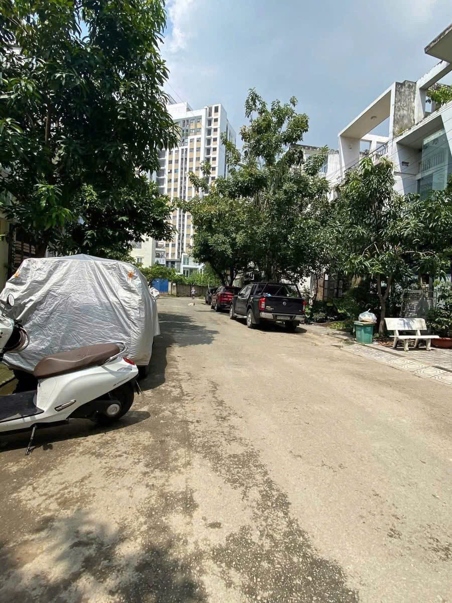 Cho thuê Nhà mặt tiền Quận 9, Hồ Chí Minh, Diện tích 100m², Giá 16 Triệu/tháng