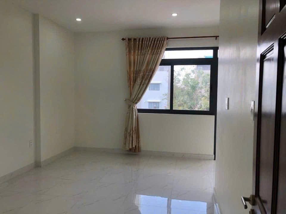 Cho thuê Nhà mặt tiền Quận 9, Hồ Chí Minh, Diện tích 100m², Giá 16 Triệu/tháng 4