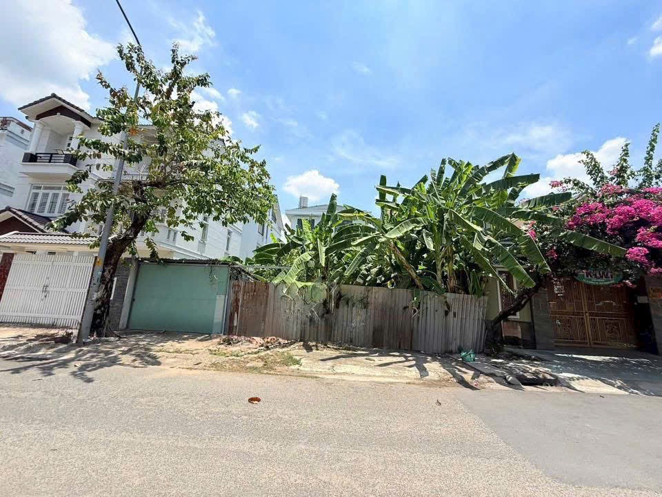 Cần bán Nhà mặt tiền Phường Phước Long B, Quận 9, Diện tích 195m², Giá 19 Tỷ 2