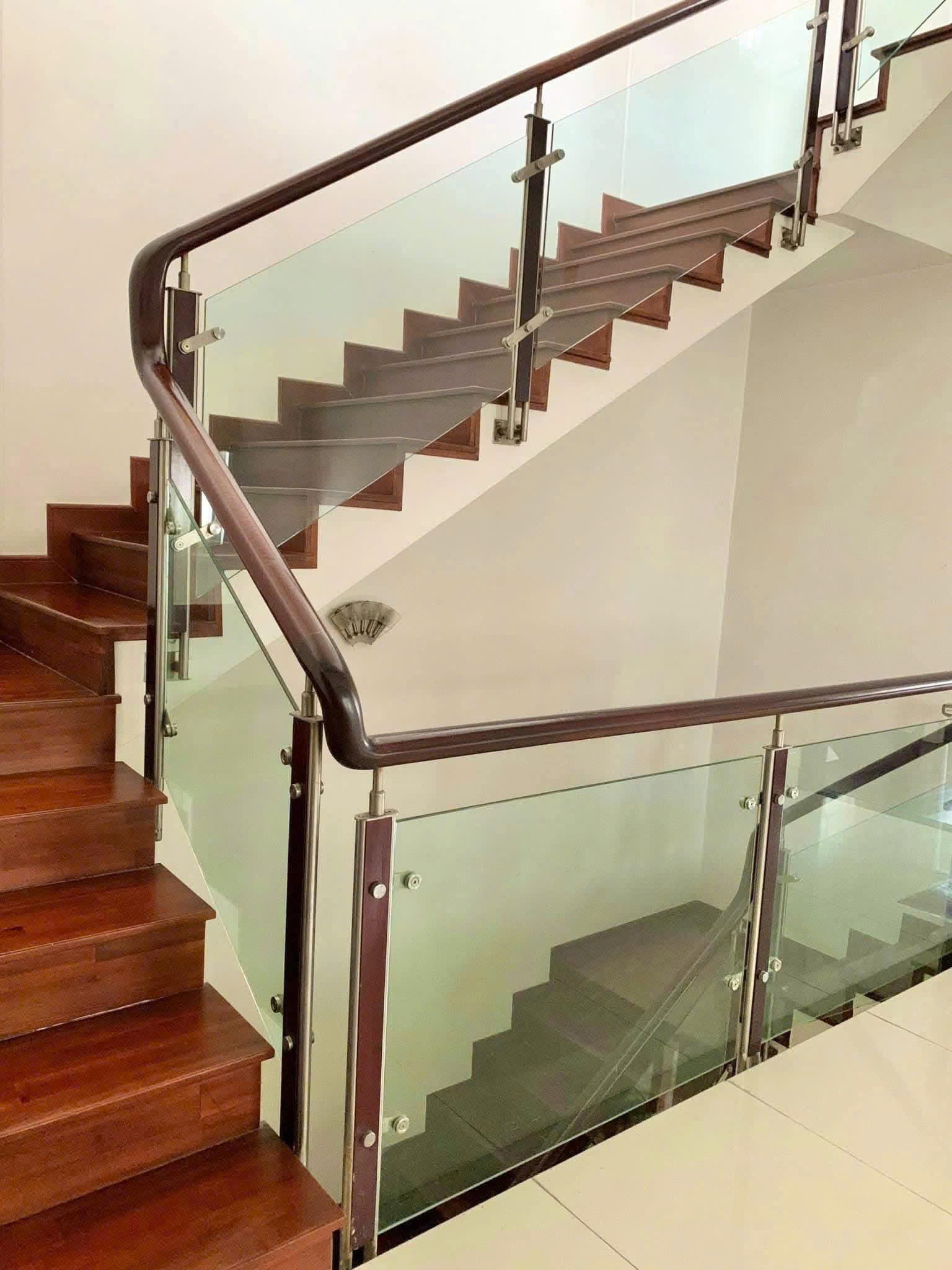 Cho thuê Nhà mặt tiền Phường Phước Long B, Quận 9, Diện tích 160m², Giá 019 Triệu/tháng 8