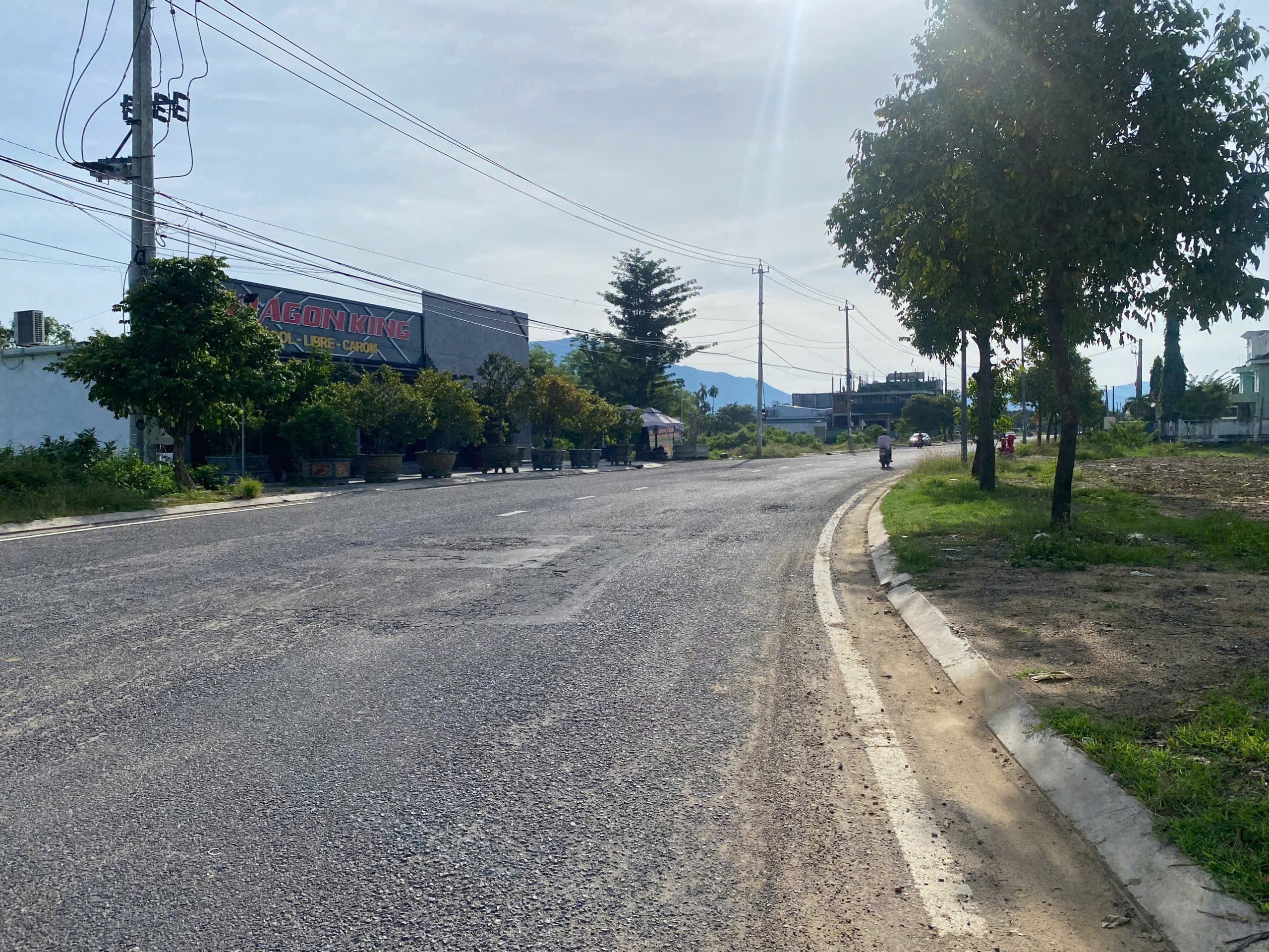 Cần bán Đất đường K10, Phường Ninh Hiệp, Diện tích 1281m², Giá 57 Tỷ 2
