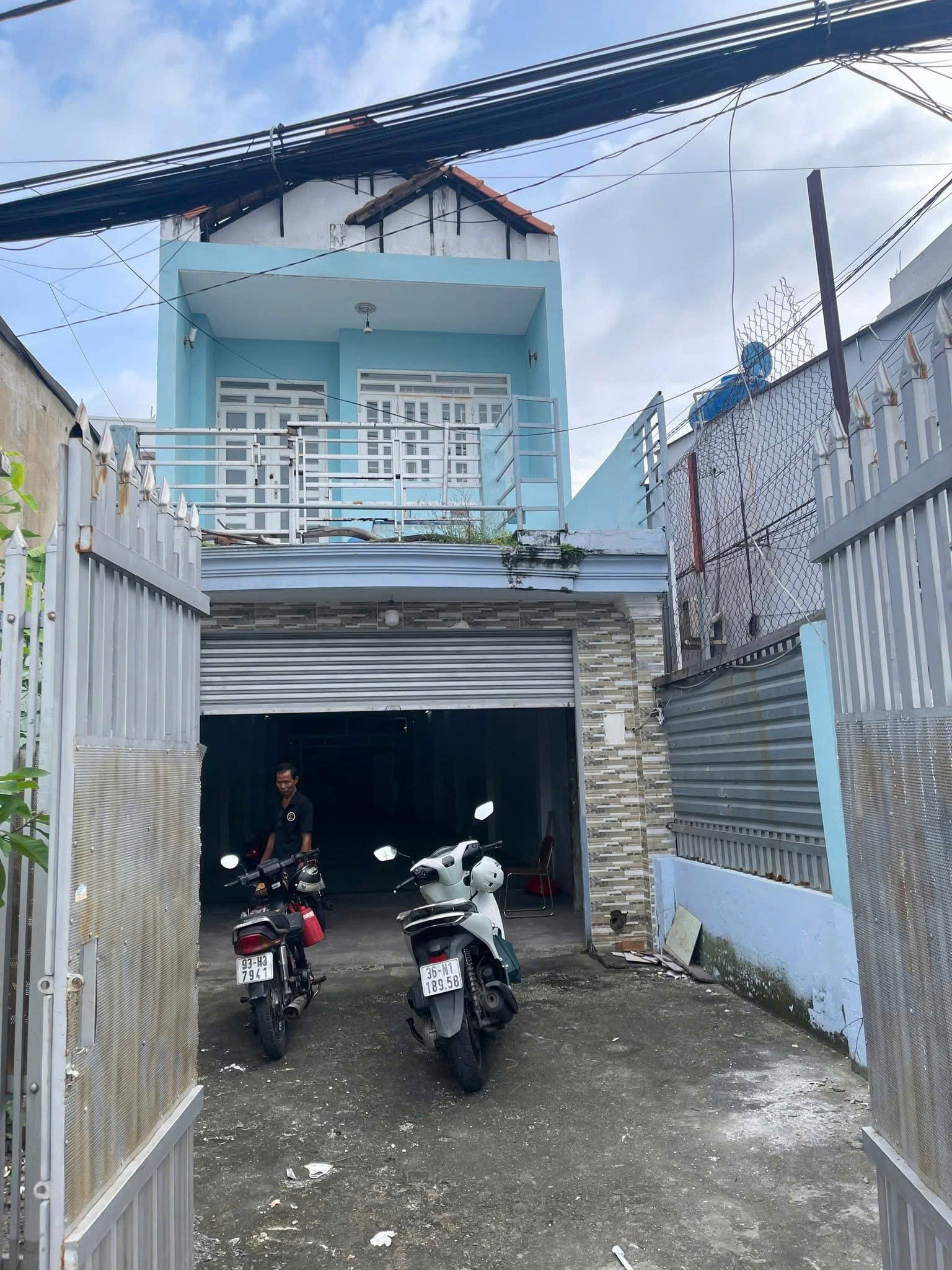 NHÀ (5x40) MẶT TIỀN TRẦN THỊ NĂM (TCH10 CŨ),  Q12 GIÁ CHỈ 19 TỶ