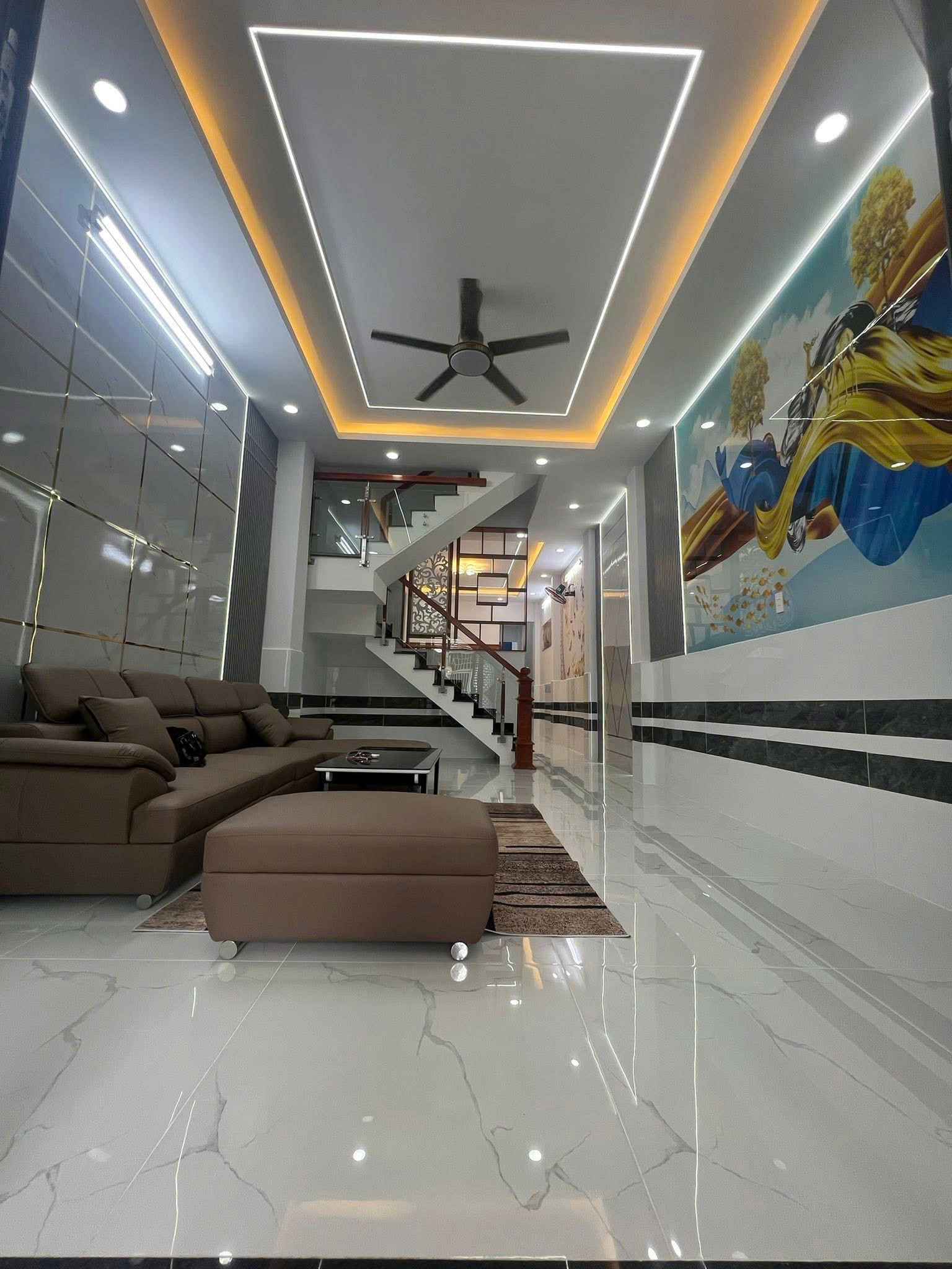 NHÀ 3 TẦNG (4x22) HẺM XE HƠI 5M CÁCH MT LÊ THỊ RIÊNG, THỚI AN, Q.12 3