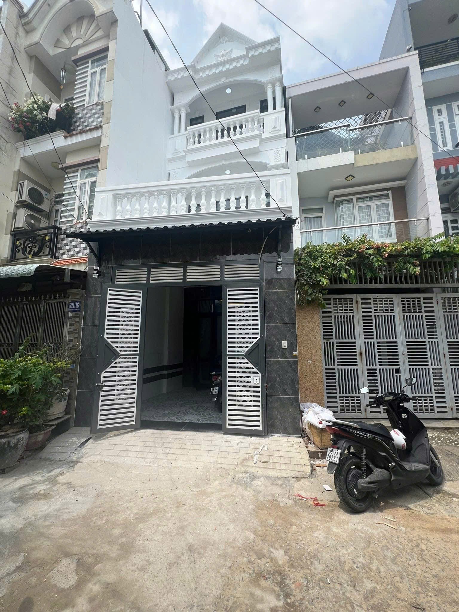 NHÀ 3 TẦNG (4x22) HẺM XE HƠI 5M CÁCH MT LÊ THỊ RIÊNG, THỚI AN, Q.12 2