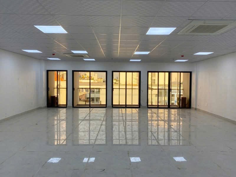 Cho thuê Văn phòng Bình Thạnh, Hồ Chí Minh, Diện tích 1360m², Giá Thương lượng 3