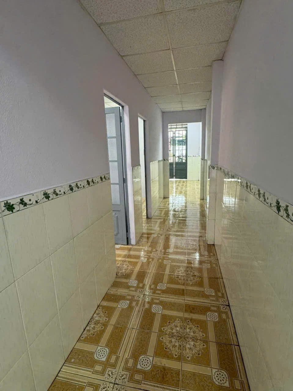 Nhà 2 mặt tiền trước sau Nguyễn Kim Cương, xã Tân Thạnh Đông dt 240m2 3pn 2wc giá 4,2 tỷ 5