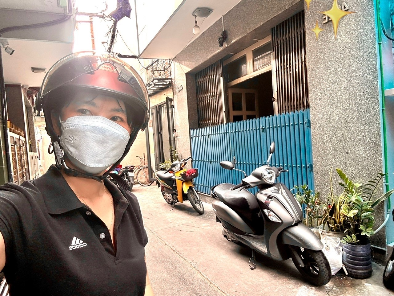 BÁN NHÀ ĐƯỜNG ĐOÀN VĂN BƠ- CÁCH VÀI CĂN RA GẶP XE HƠI- KẾ BÊN VĨNH KHÁNH THÔNG RA HOÀNG DIỆU-