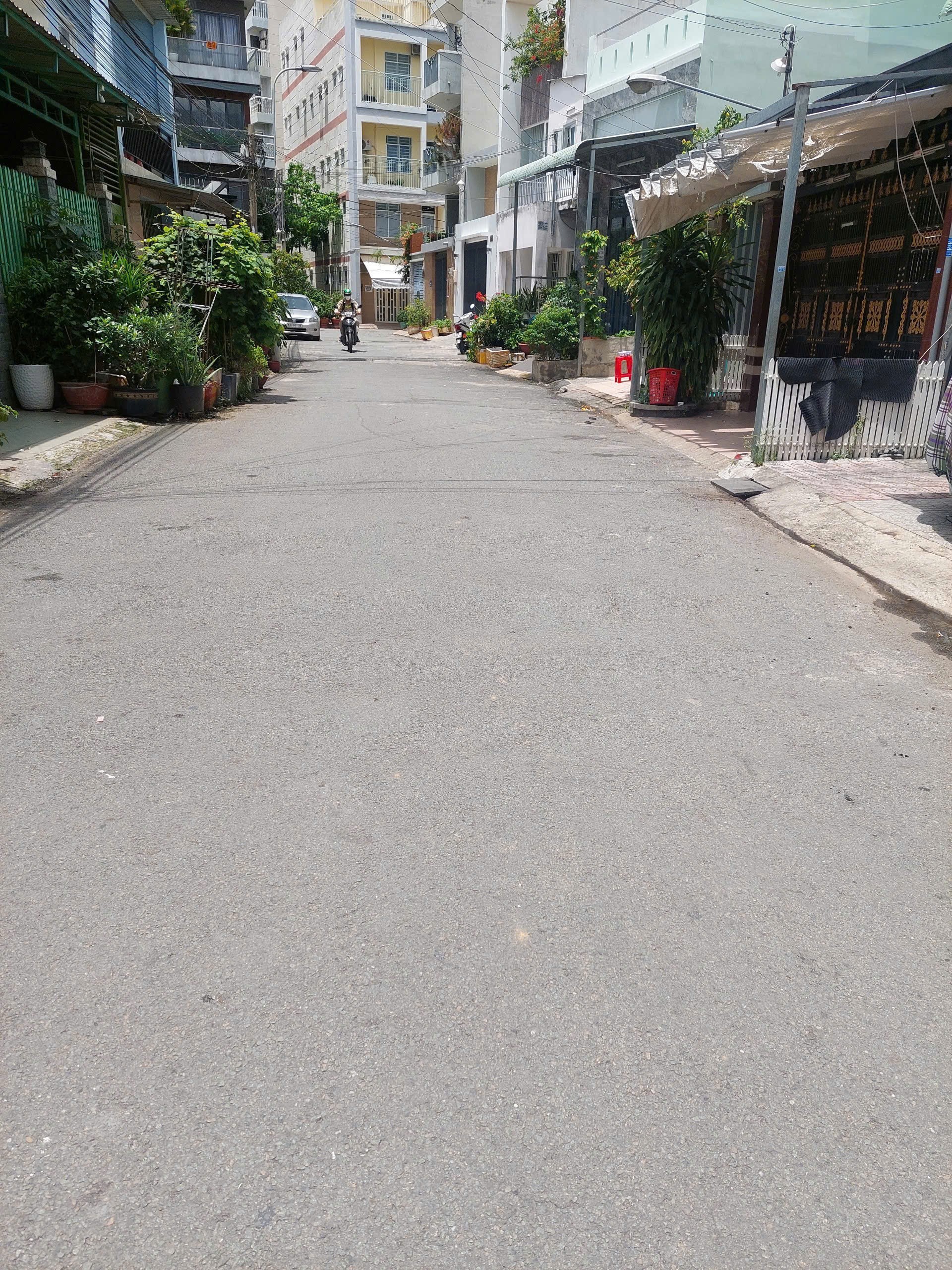 Cần bán Nhà mặt tiền đường Nguyễn Tư Nghiêm, Phường Bình Trưng Tây, Diện tích 100m², \ 4