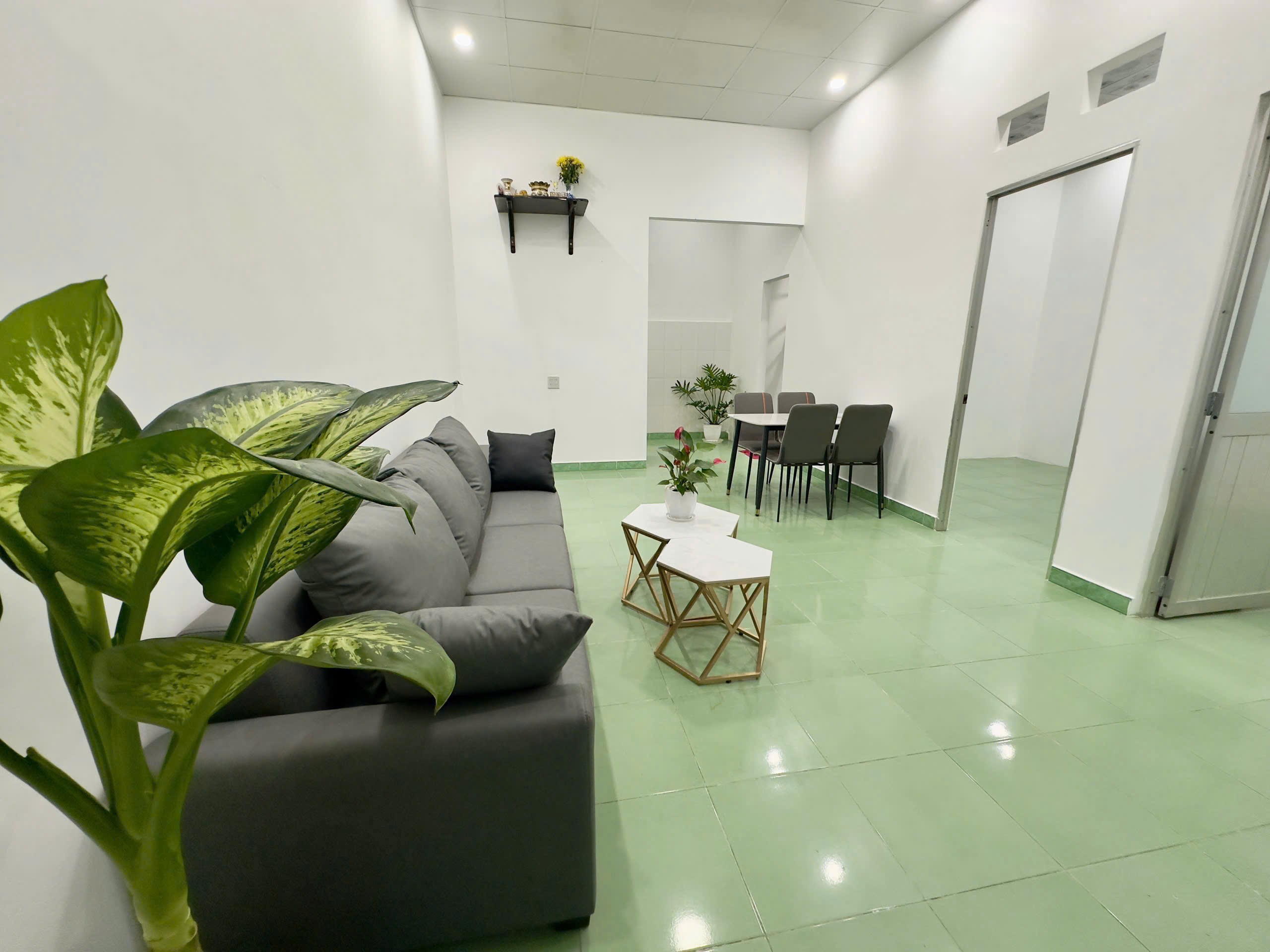 BÁN NHÀ GẦN BIỂN NGANG 7m ĐƯỜNG OTO QUAY ĐẦU TẠI BẮC NHA TRANG9+ 5