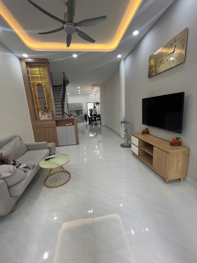 Bán nhà đẹp lung linh đường Dương Cát Lợi, Nhà Bè – Cách Q7 chỉ 1 cây cầu – 4x19m – Giá 3,85 2