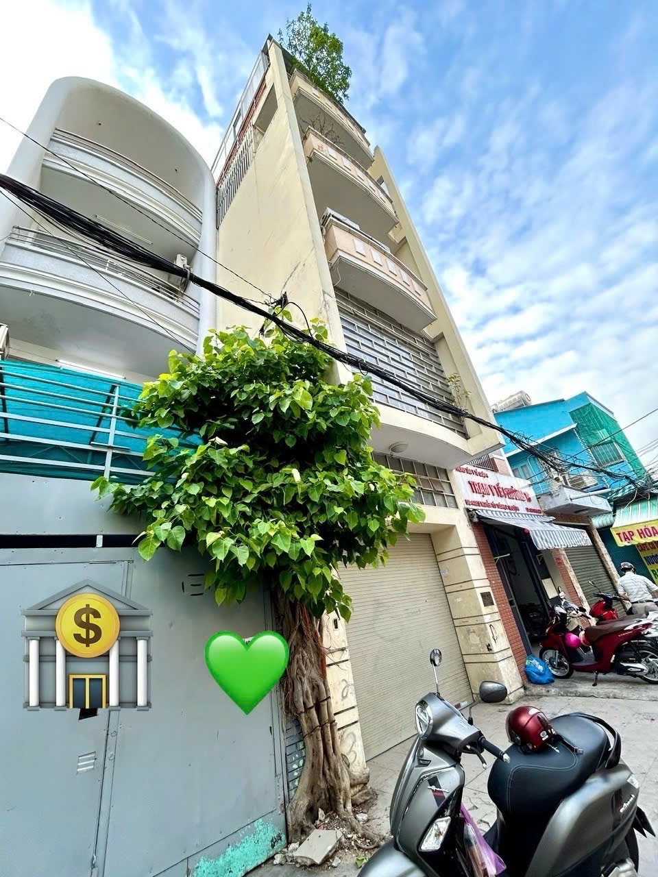 CHỦ NHIỆT BÁN GIẢM CHÀO 200 TRIỆU- CHDV ĐƯỜNG NGUYỄN TÂT THÀNH- TRƯỚC NHÀ XE TẢI QUAY ĐẦU THOẢI