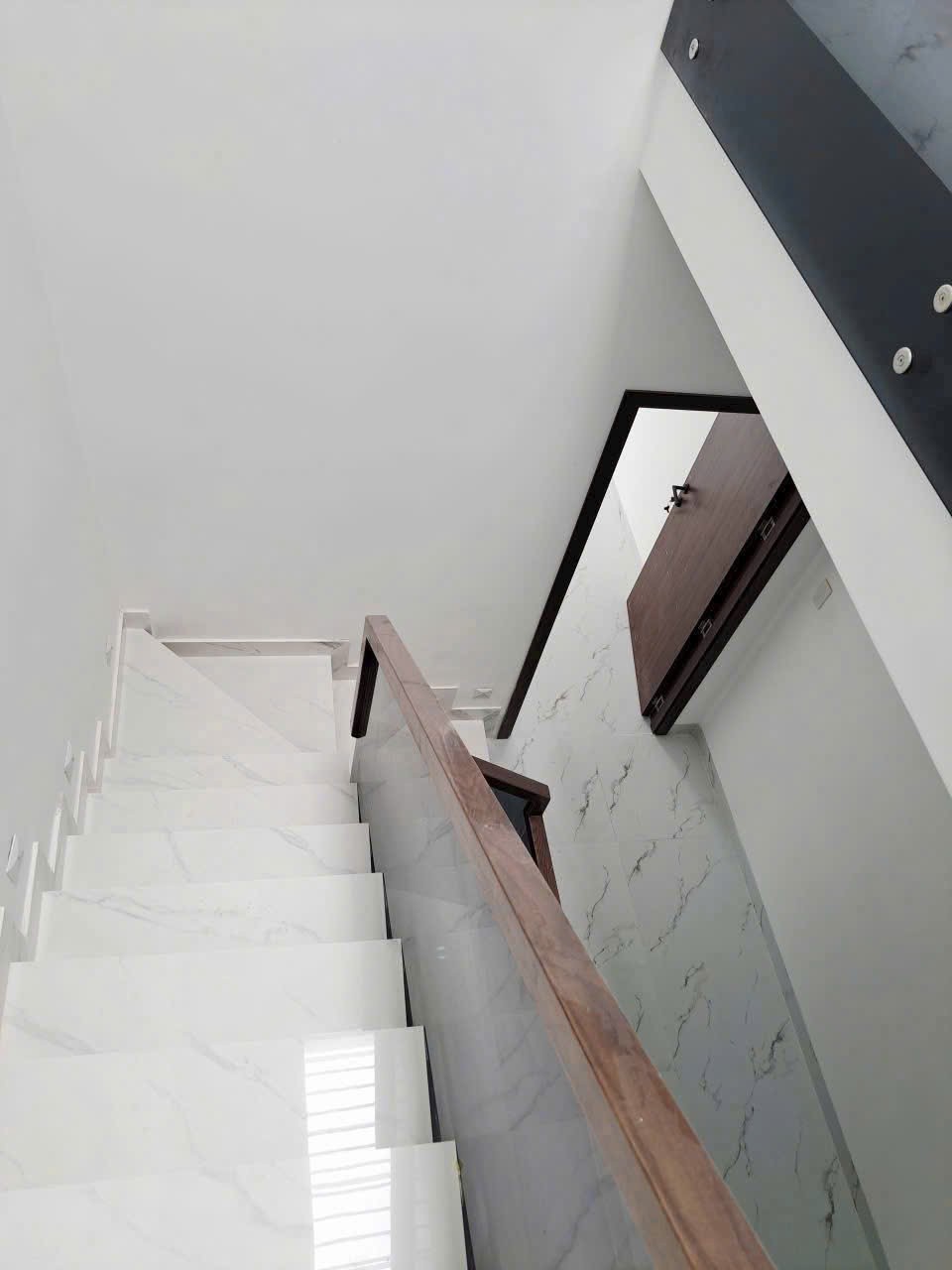 Nhà hẻm mới xây Lê Trọng Tấn, Tây Thạnh dt 51m2 2 lầu 4pn 4wc giá 5,85 tỷ 6