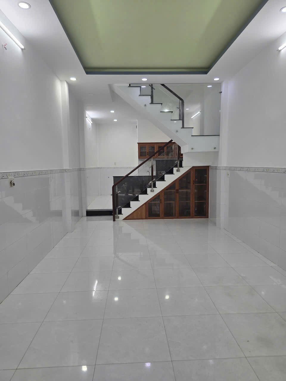 Nhà đẹp hẻm Tân kỳ Tân Quý, Bình Hưng Hòa dt 52m2 1 lầu 2pn 2wc giá 4,75 tỷ 2