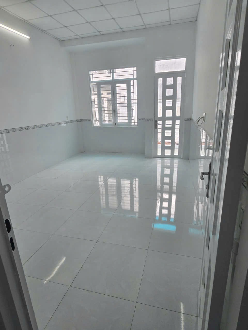 Nhà đẹp hẻm Tân kỳ Tân Quý, Bình Hưng Hòa dt 52m2 1 lầu 2pn 2wc giá 4,75 tỷ 6