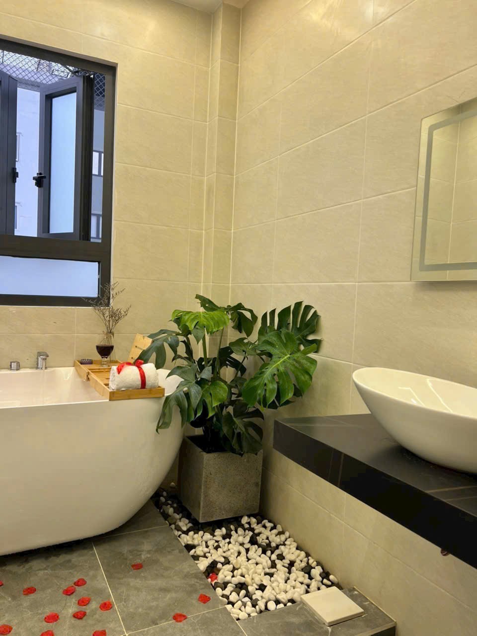 Nhà đẹp full nội thất 1/ Hương Lộ 2, Bình Trị Đông dt 40m2 2 lầu 3pn 3wc giá 4,8 tỷ 6