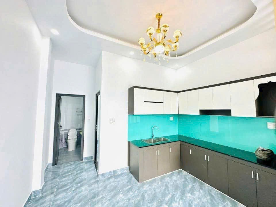 2 căn nhà đẹp đã hoàn công mặt tiền Tập Đoàn 8, xã Mỹ Lộc dt 75 - 81m2 giá 1,98 tỷ / căn 4