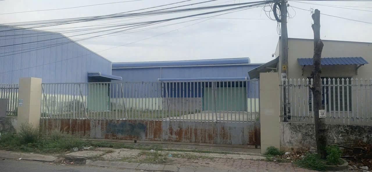 Nhà xưởng 3000m2 full thổ mặt tiền  p Tân Khánh, tp Tân An giá 36 tỷ 5