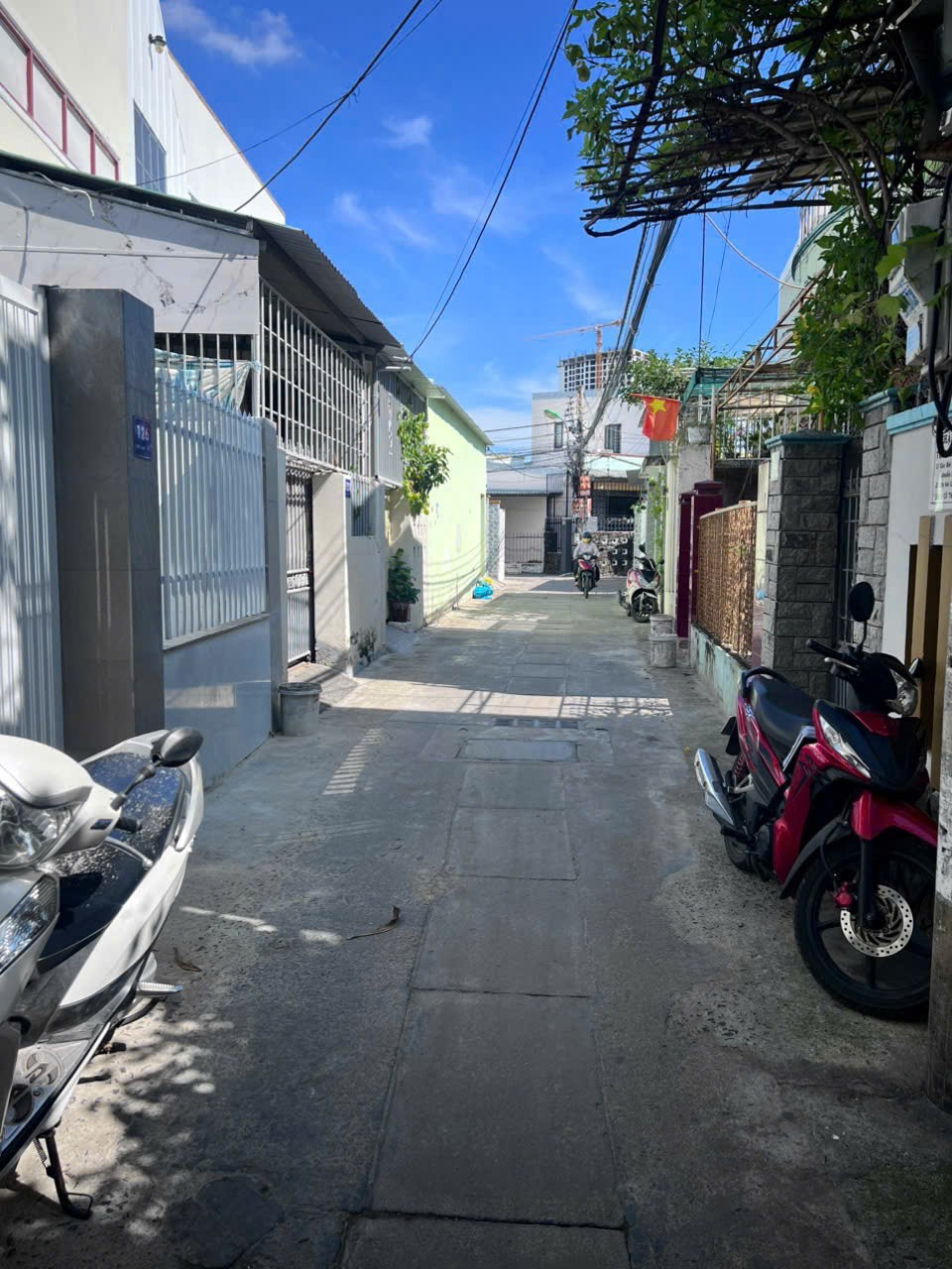 BÁN NHÀ MỚI HẺM OTO PHƯỚC LONG, NAM NHA TRANG.. 2
