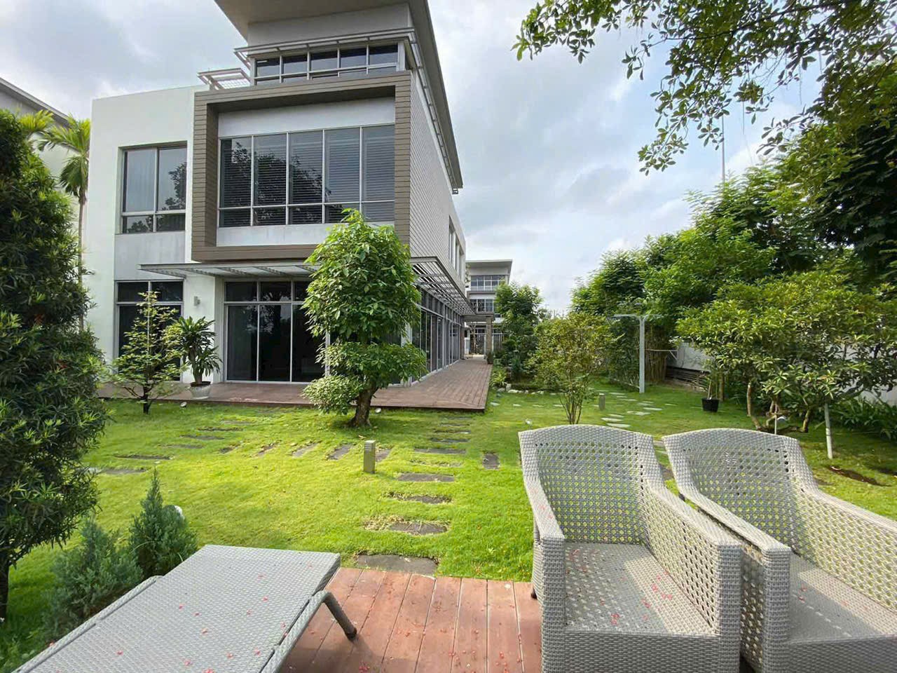 Cần bán Biệt thự Phường Phú Hữu, Quận 9, Diện tích 500m², Giá 55 Tỷ