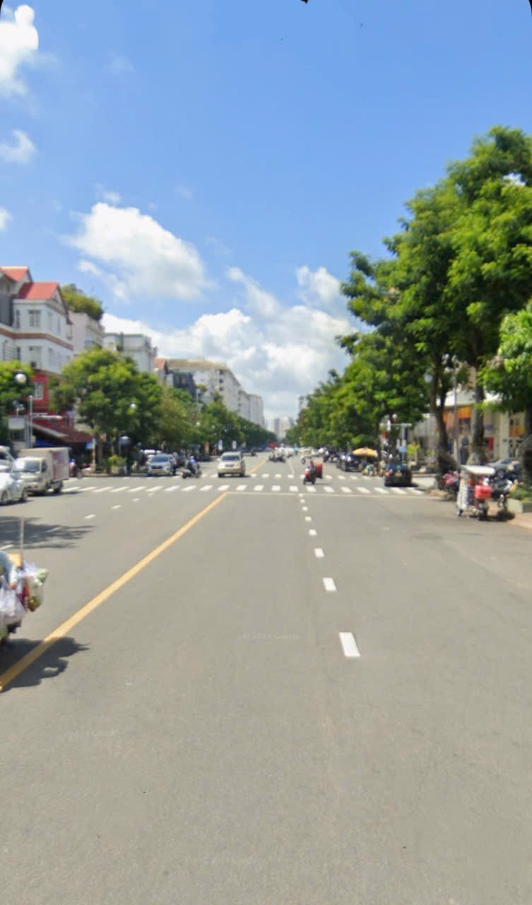 Bán Nhà Khu Phố Hưng Phước, Phú Mỹ Hưng, Quận 7, 8x18.5m 2