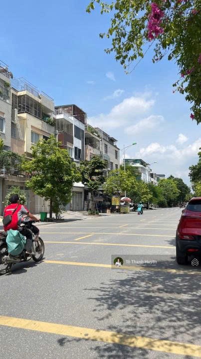 BÁN NHÀ LIỀN KỀ VĂN PHÚ - 90 M2 HOÀN THIỆN ĐƯỜNG 24M VĂN PHÚ HÀ ĐÔNG HOÀN THIỆN VỚI 5 TẦNG GIÁ CHỈ