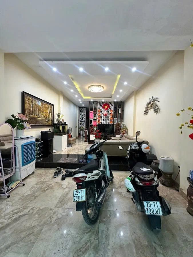 BÁN NHÀ LIỀN KỀ VĂN PHÚ - 77M2 X 4 TẦNG , MT 4.5M GIÁ CHỈ TỪ 18.5 TỶ - NHÀ ĐẸP 2