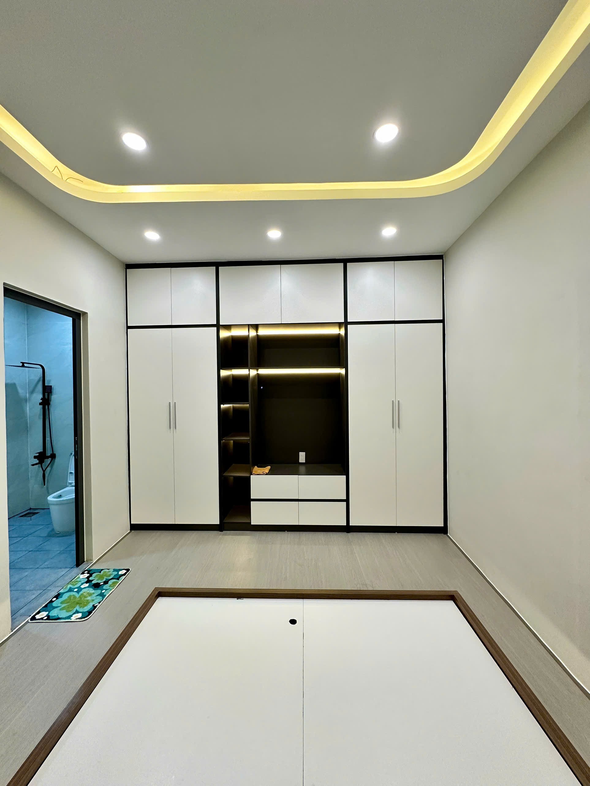 BÁN NHÀ MÊ ĐÚC 3 TẦNG HẺM 2m5-3m THÁP BÀ, NHA TRANG. 4