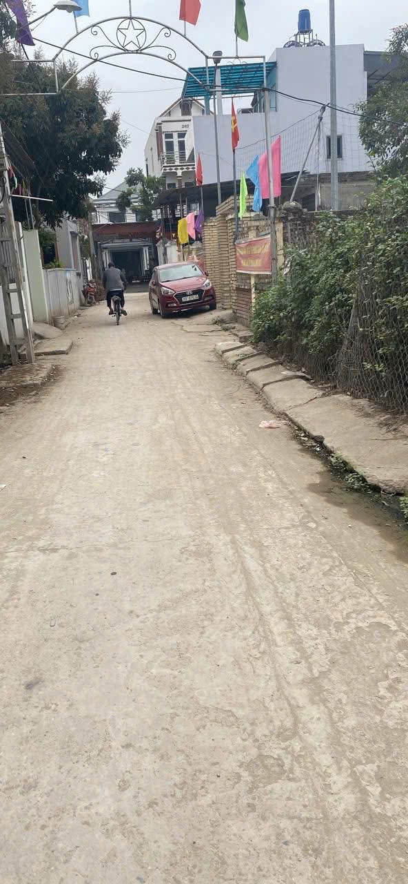 Chuyển nhượng 40m đất Thọ An, Đan Phượng, Hà Nội. Sát nhà văn hóa, oto đỗ cửa 2