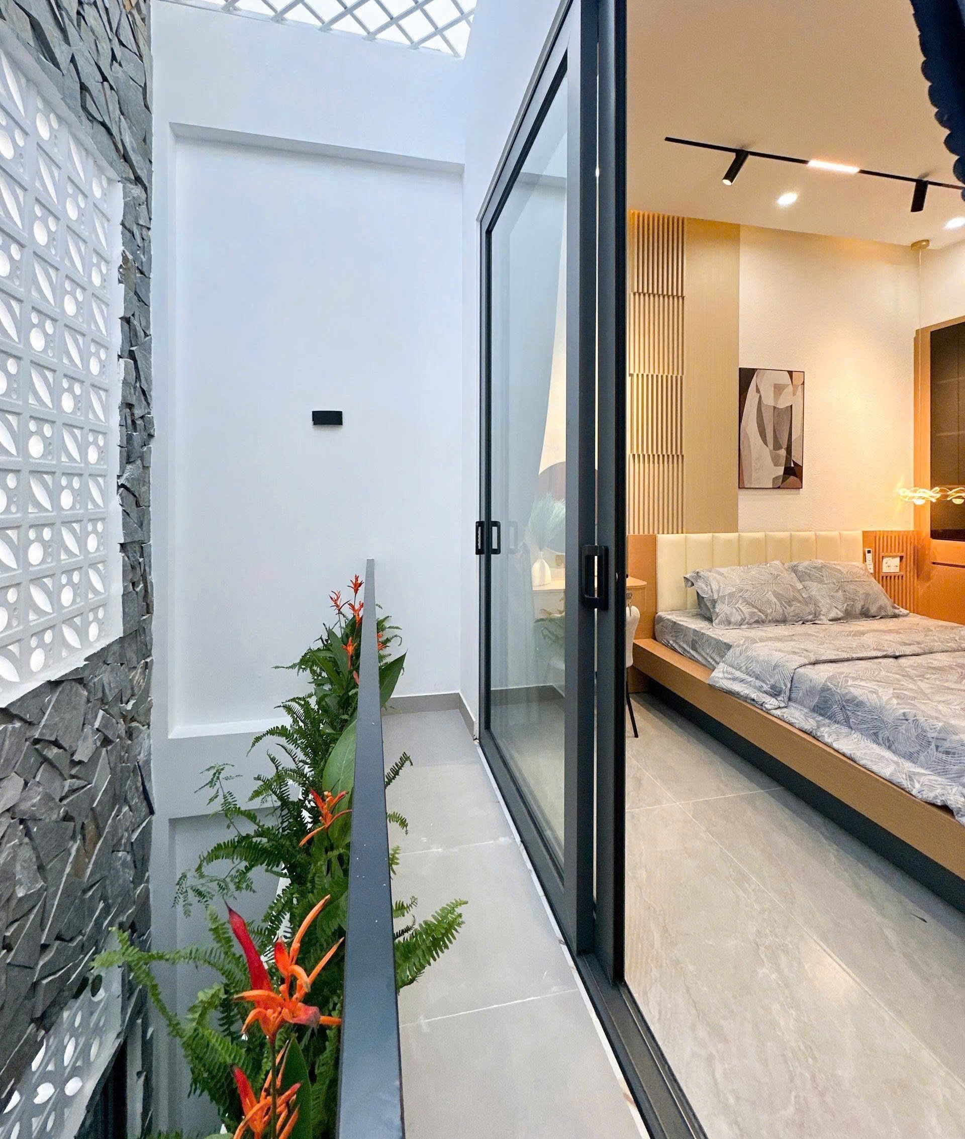 BÁN NHÀ 3 TẦNG – THIẾT KẾ HIỆN ĐẠI– FULL NỘI THẤT SANG TRỌNG – NGAY CÔNG VIÊN HOÀ XUÂN,ĐÀ NẴNG 6