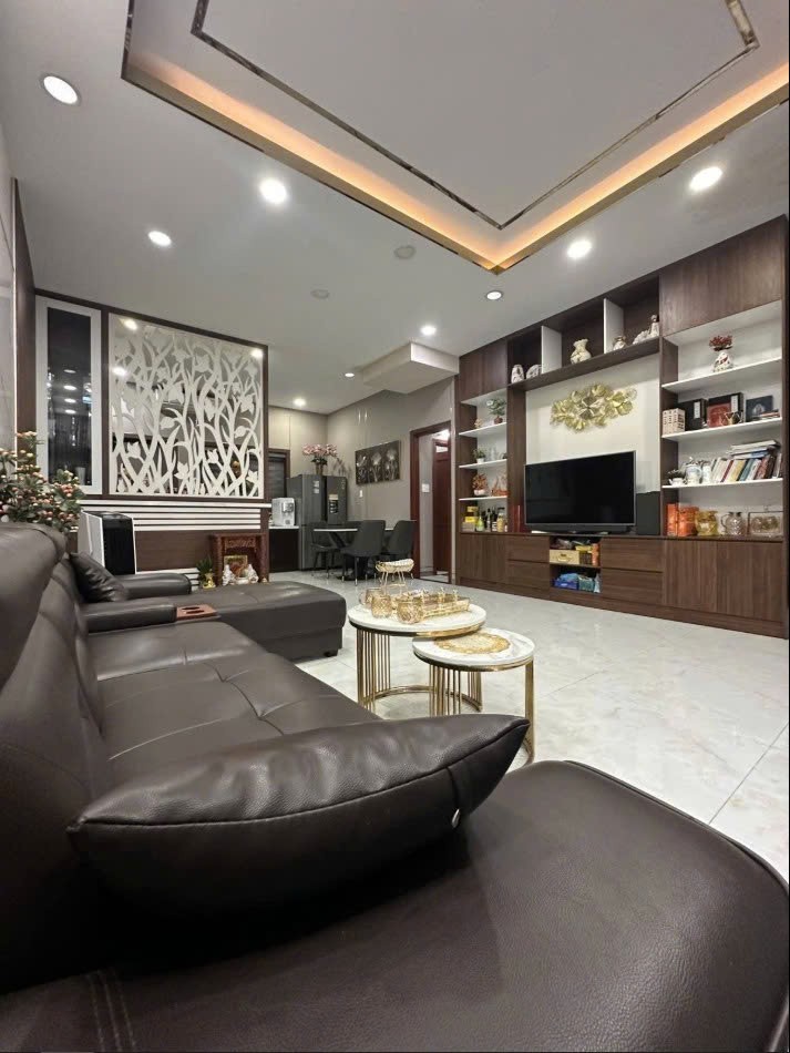 Cần bán Nhà mặt tiền Phường Long Thạnh Mỹ, Quận 9, Diện tích 96m², Giá 08.5 Tỷ