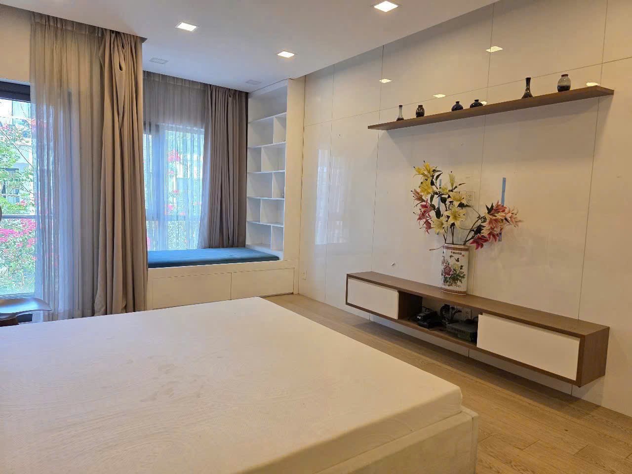 Cho thuê Nhà mặt tiền Phường Cát Lái, Quận 2, Diện tích 120m², Giá 24 Triệu/tháng