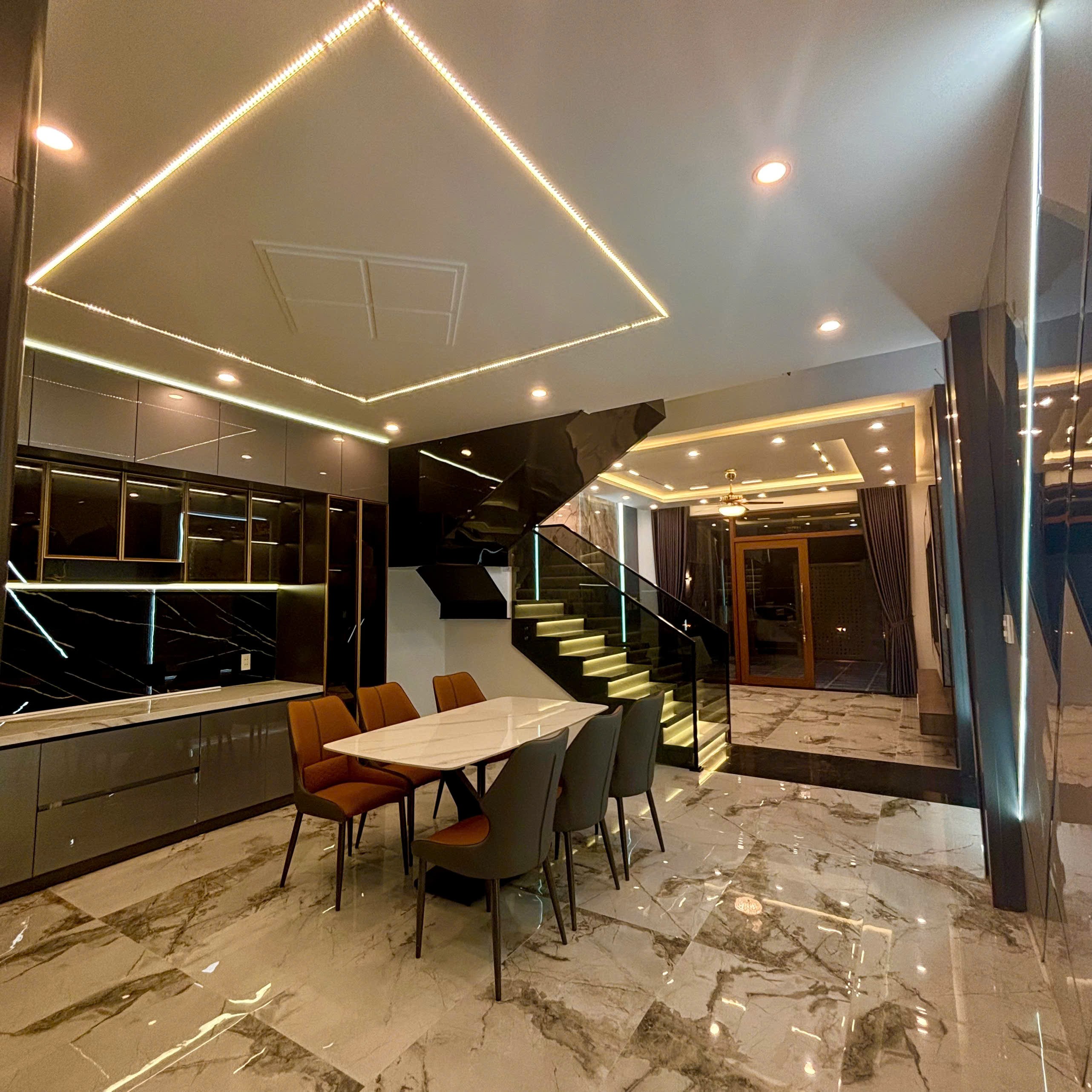 BÁN NHÀ  3 TẦNG ĐƯỜNG 5.5M BÀU CẦU 27 HOÀ XUÂN,ĐÀ NẴNG 3