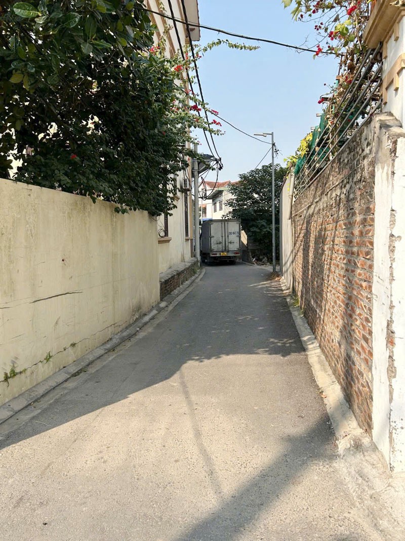 Cần bán 71,4m2 đất thôn Ngọc Động, Bát Tràng. Cách 10m ra trục đường chính đi vào TĐC 2