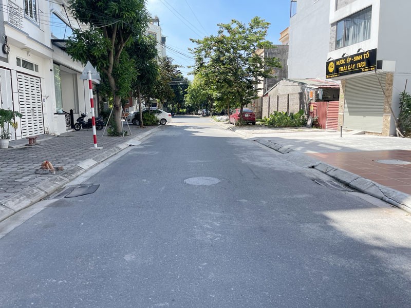 Cần bán 60m2 đất TĐC Thượng Thanh. Gần hồ điều hòa và đường Đoàn Khuê 40m kéo dài