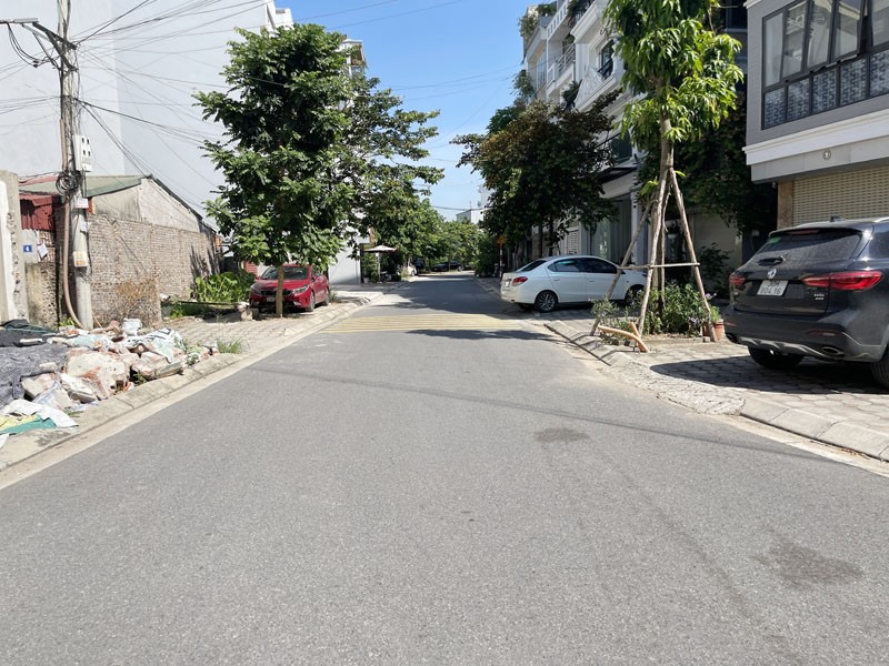 Cần bán 60m2 đất TĐC Thượng Thanh. Gần hồ điều hòa và đường Đoàn Khuê 40m kéo dài 2