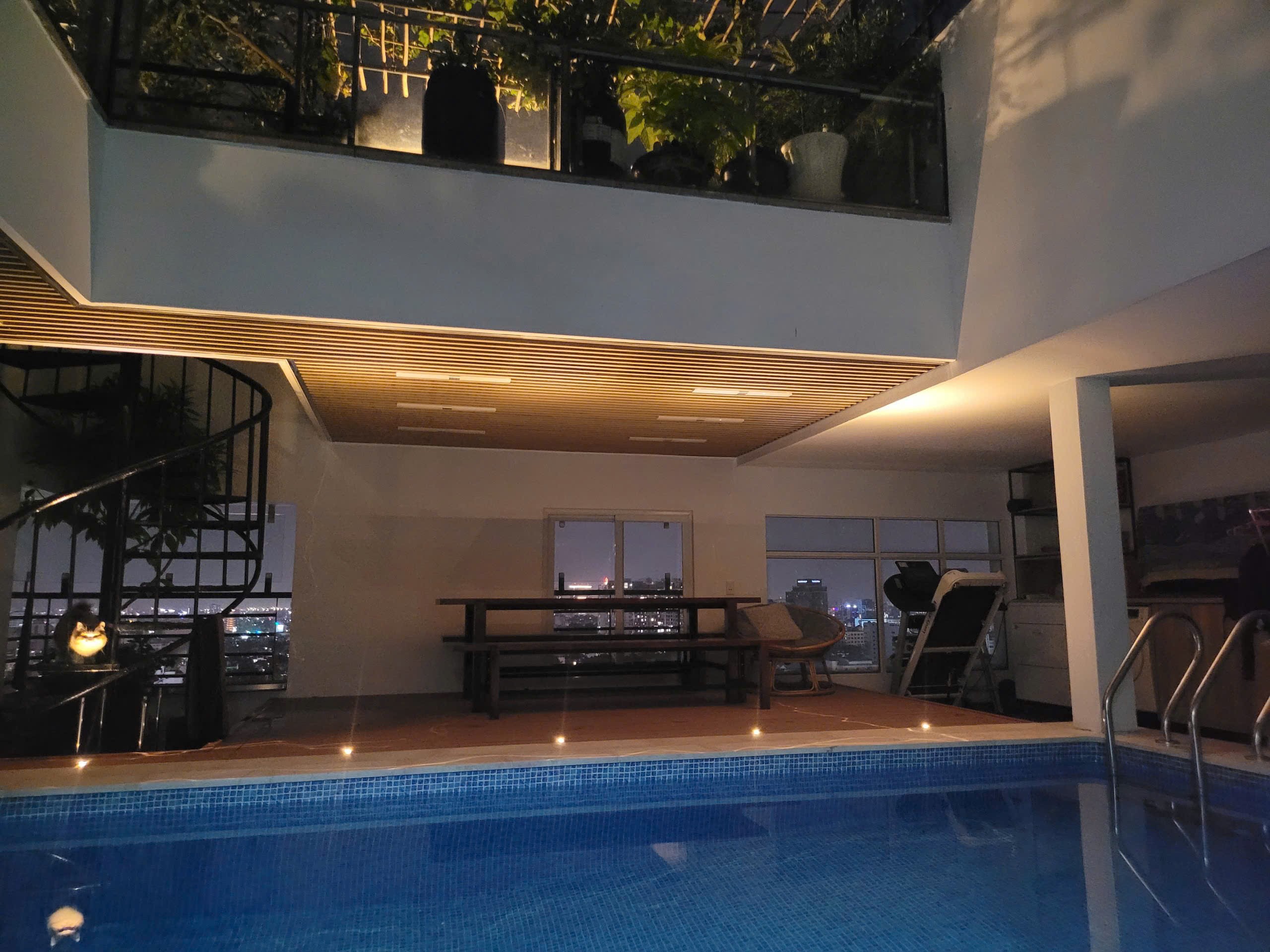 Cho thuê Căn hộ chung cư Quận 5, Hồ Chí Minh, Diện tích 300m², Giá Thương lượng 4