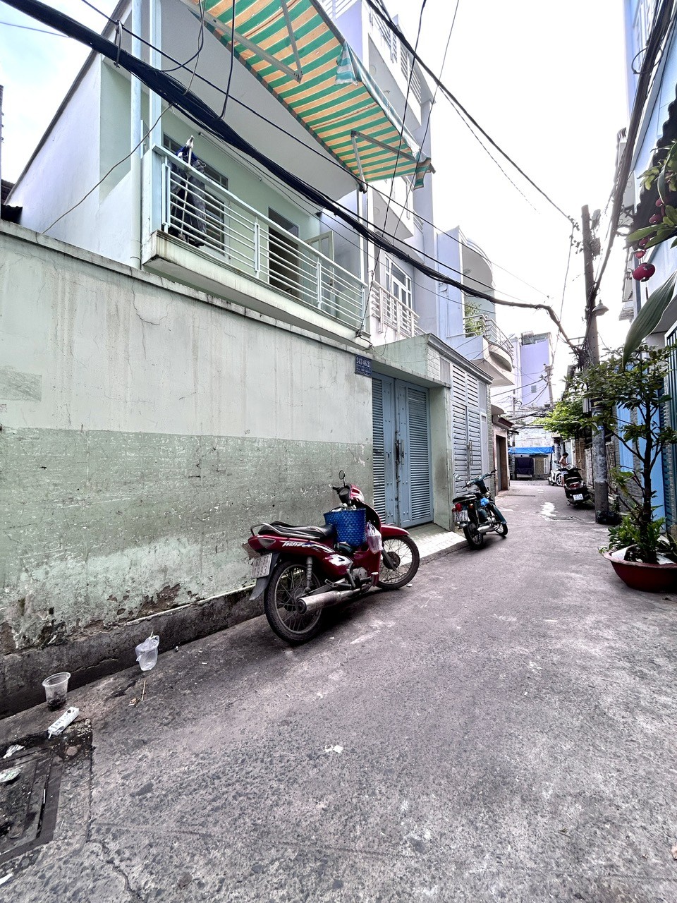 NHÀ BĂN QUẬN 4 ĐƯỜNG HOÀNG DIỆU- THÔNG RA KHÁNH HỘI- BẾN VĂN ĐỒN ĐẾN TRƯỜNG ĐẠI HỌC NGUYỄN TẤT 5