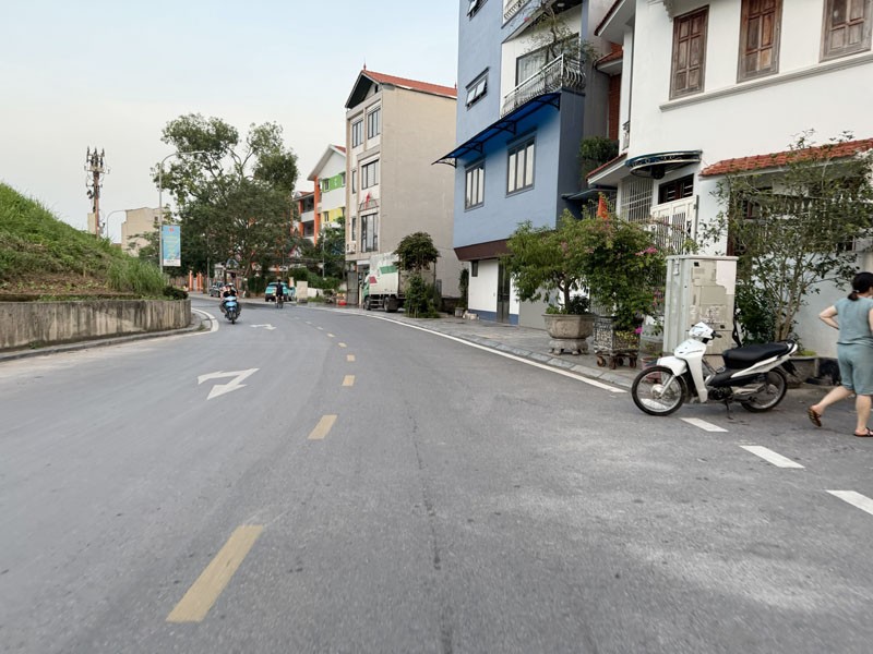 Gấp! Đất 75m2 Mặt Đường Đê Vàng Phường Phúc Lợi, Sổ Đỏ CC, View Sông Đuống Thư Thái! 4