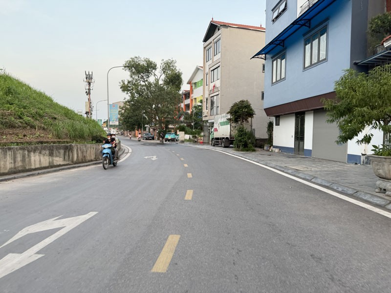 Gấp! Đất 75m2 Mặt Đường Đê Vàng Phường Phúc Lợi, Sổ Đỏ CC, View Sông Đuống Thư Thái! 6