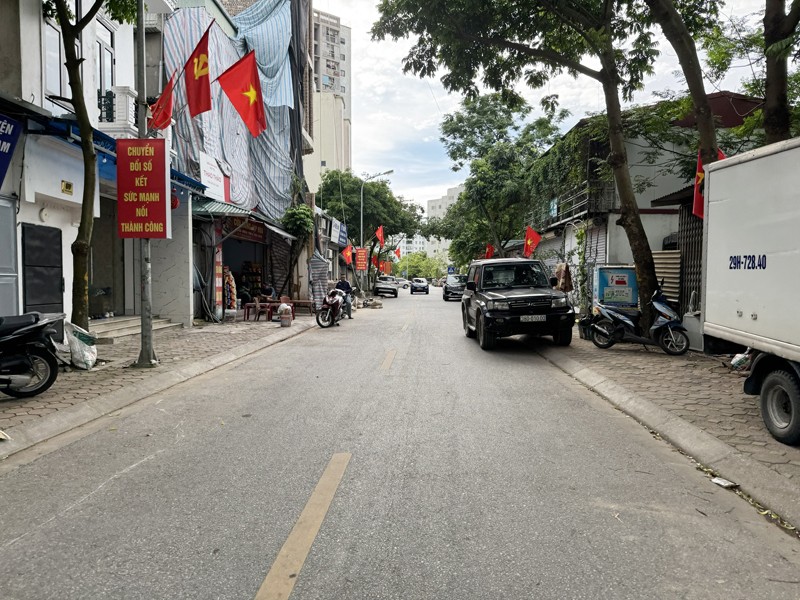 Siêu Phẩm Đất Hai Mặt 93m2 (MT 7,8m) Nguyễn Văn Hưởng, View Hồ, Vuông Đẹp, Sổ Đỏ CC 2