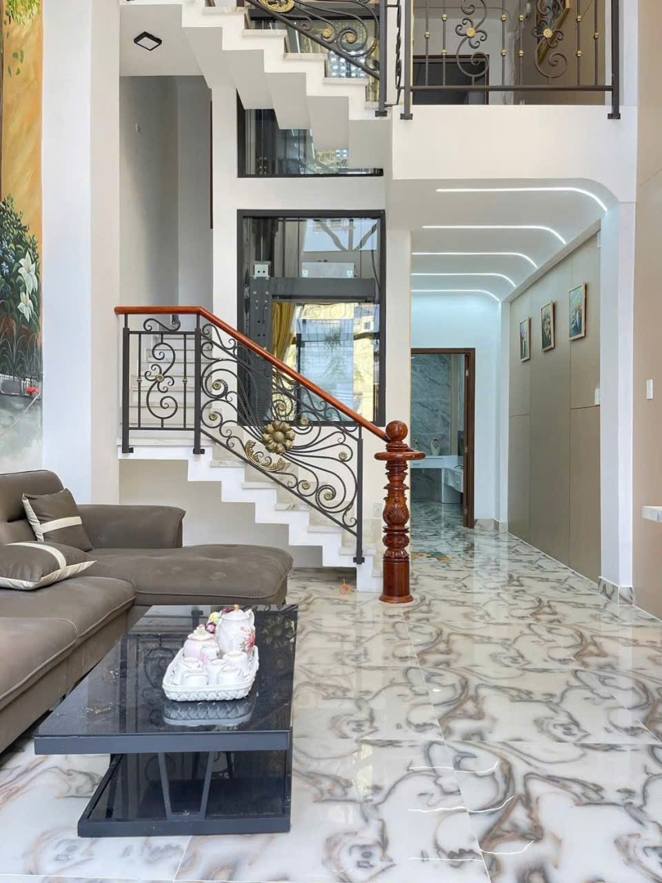 Nhà mới, full nội thất, thang máy / Hương Lộ  2, Bình Trị Đông dt 75,6m2 3 lầu 5pn 5wc giá 7,6 tỷ 7