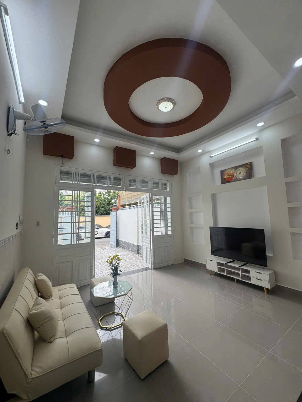 Cần bán Nhà mặt tiền đường 7, Phường Long Trường, Diện tích 94m², Giá Thương lượng 2