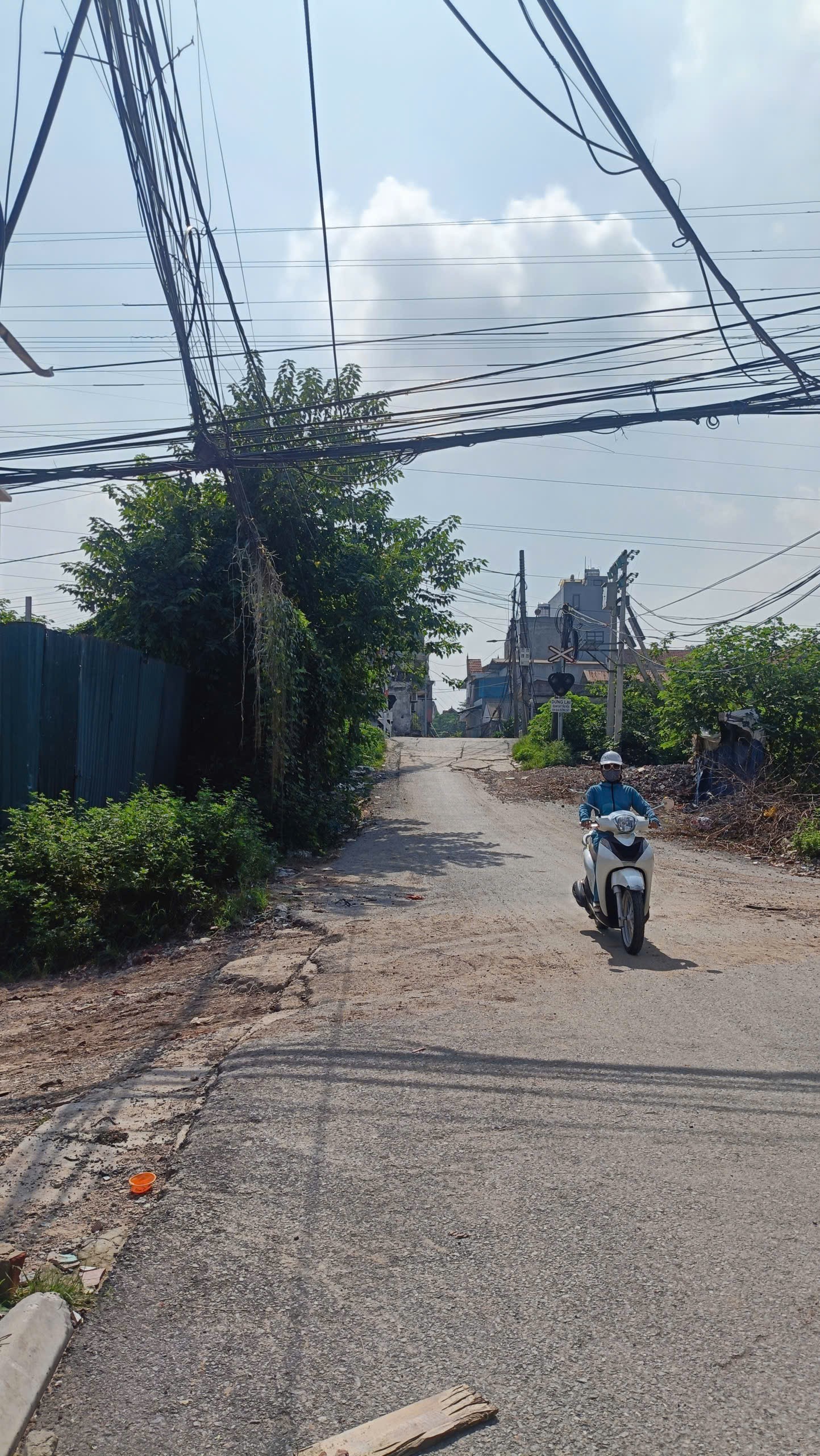 Bán 220m đất quận Long Biên đường 17m chỉ nhỉnh 3 tỷ 2