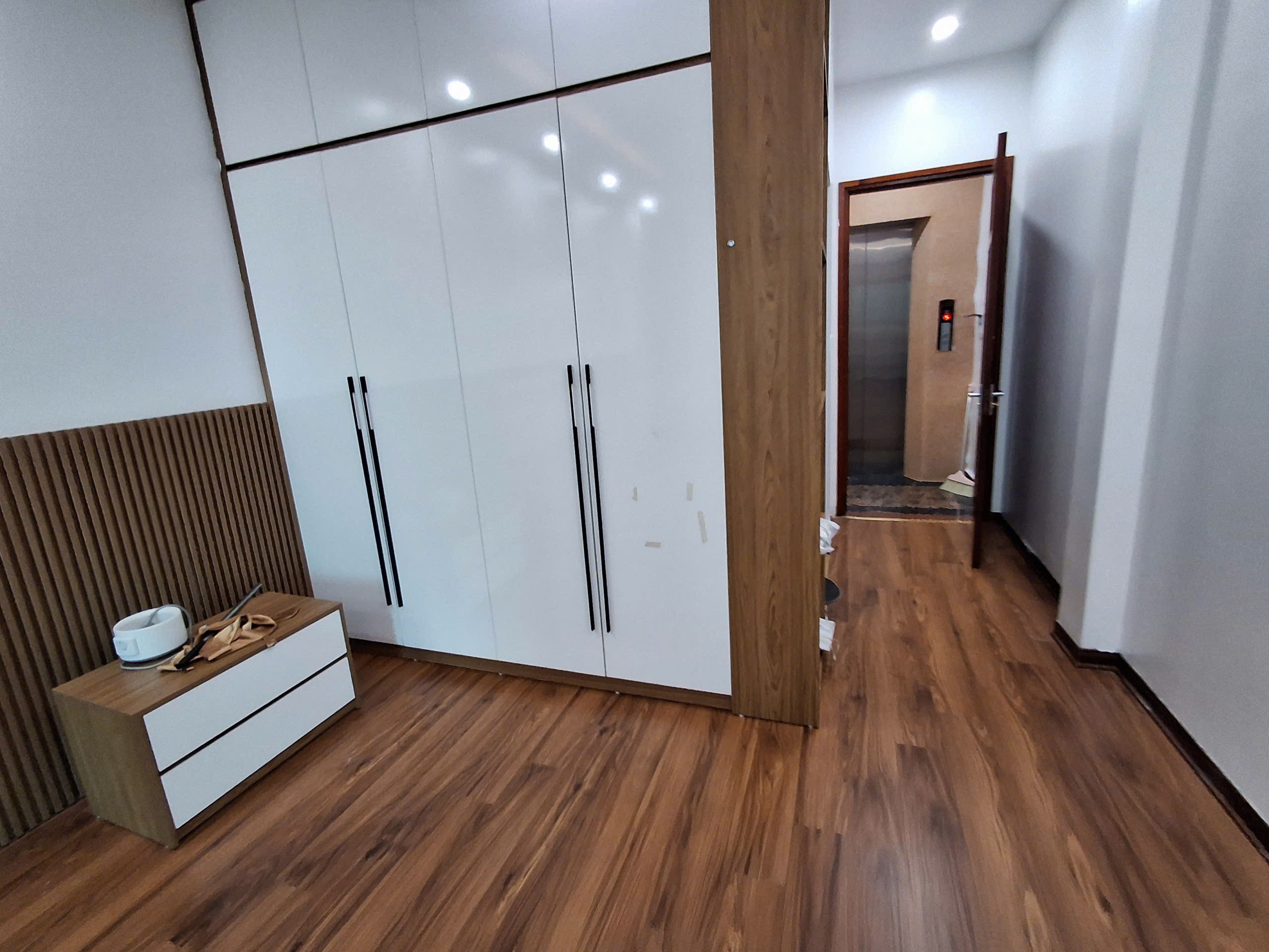 NHÀ ĐẸP KHU PHÂN LÔ 918 Phúc Đồng 40/45 m2 X 6 Tầng mặt tiền 3.6m,13.5 tỷ Long Biên-Hà Nội. 2