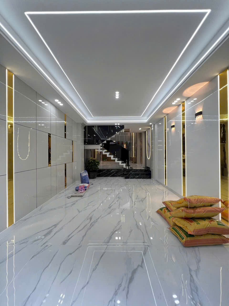 Siêu phẩm nhà phố Liên Khu 4-5, dt 64m2 3 lầu 4pn 5wc full nội thất giá 7 tỷ 4