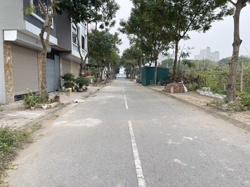 Đón Đầu Gia Lâm Lên Phường: Đất Lô Góc 60,7m2 TĐC Trâu Quỳ View Vườn Hoa Đẹp, Gần Shophouse, Sổ Đỏ