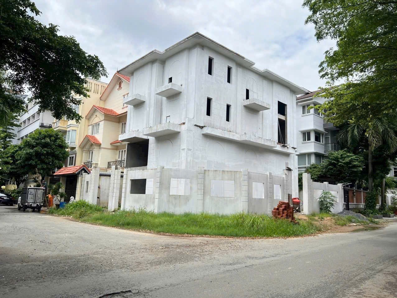 Cần bán Biệt thự Phường Thạnh Mỹ Lợi, Quận 2, Diện tích 303m², Giá 67 Tỷ 2