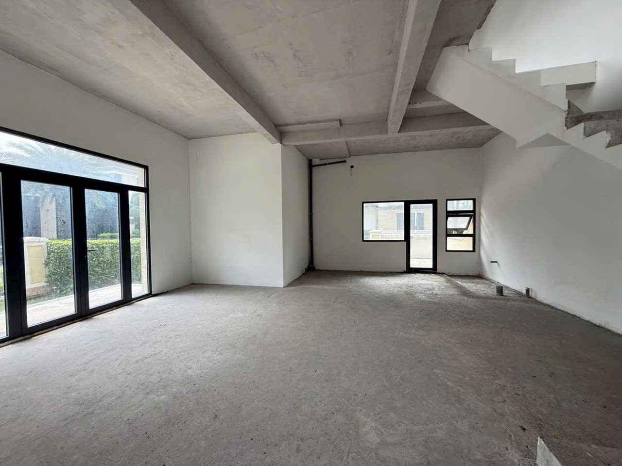 Cần bán Nhà mặt tiền Phường Phước Long B, Quận 9, Diện tích 225m², Giá 28 Tỷ 8